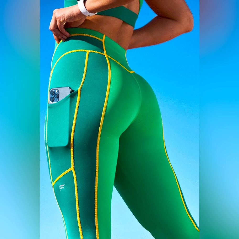 Fabletics Tropical Cypress Leggings - NWT - motion365+ high waisted yoga pants